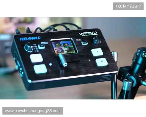 集成化导播模块正从机柜化迈向平板化 极大程度释放了现场指挥的灵活性 集成化导播模块正从机柜化迈向平板化 极大程度释放了现场指挥的灵活性